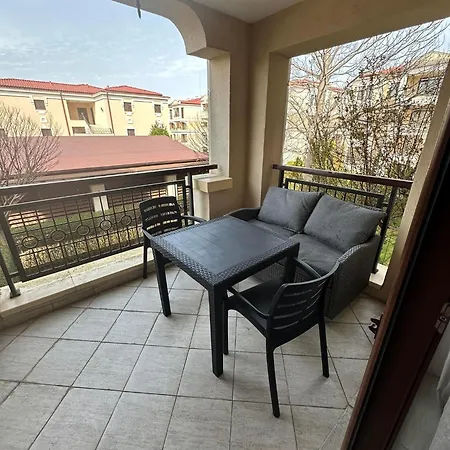 Life Apartment Sozopol